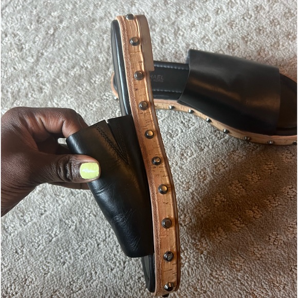 Michael Kors leather flat sandals available - Picture 6 of 6